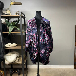 NWT Chelsea and Theodore purple floral velvet cardigan kimono womens large lined
